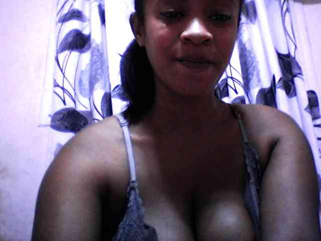 silviaLaBombe webcam