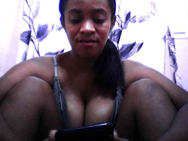 silviaLaBombe webcam