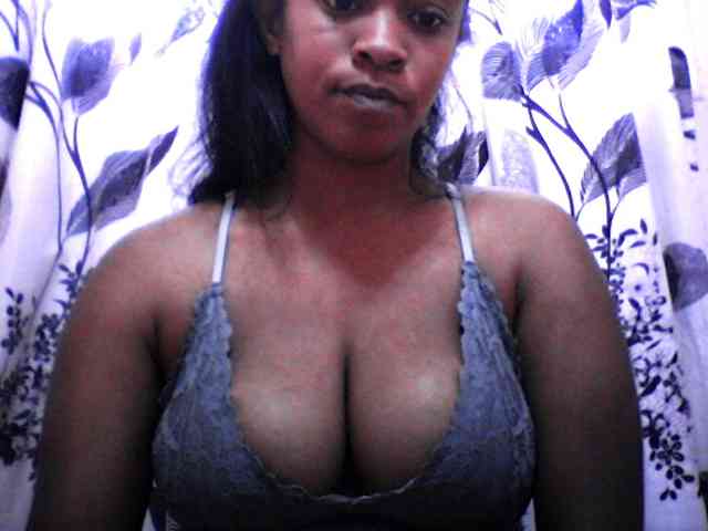 silviaLaBombe webcam