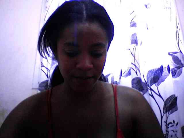 Modèle: silviaLaBombe