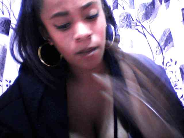 silviaLaBombe Live Webcam on BongaCams