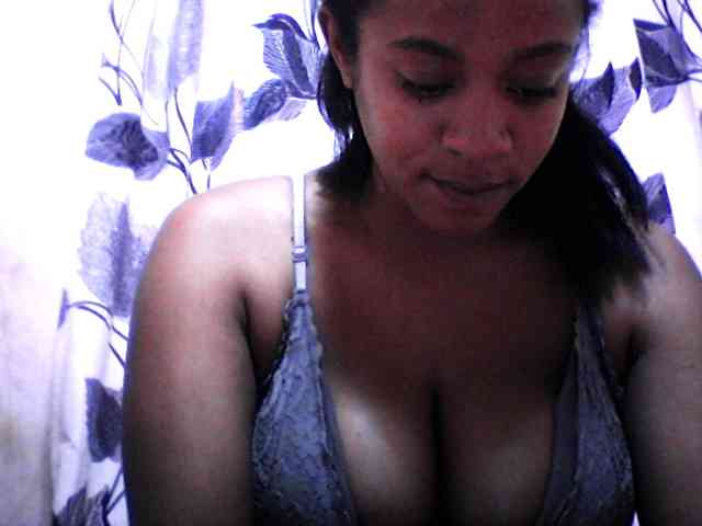 silviaLaBombe webcam