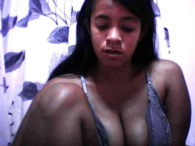 silviaLaBombe webcam