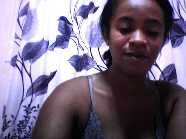 silviaLaBombe webcam