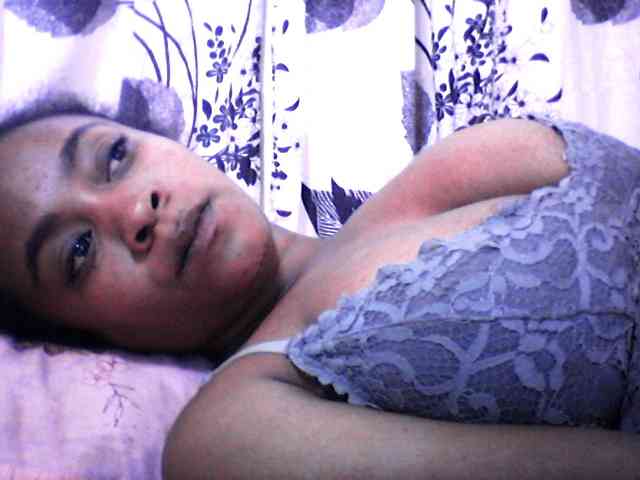 silviaLaBombe webcam