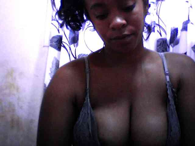 silviaLaBombe webcam