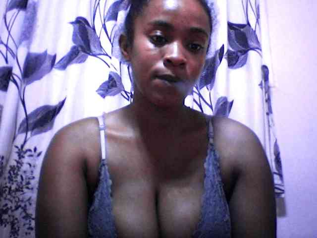 silviaLaBombe webcam