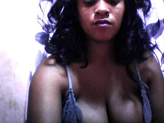 silviaLaBombe webcam