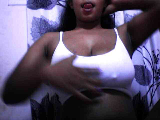 silviaLaBombe webcam