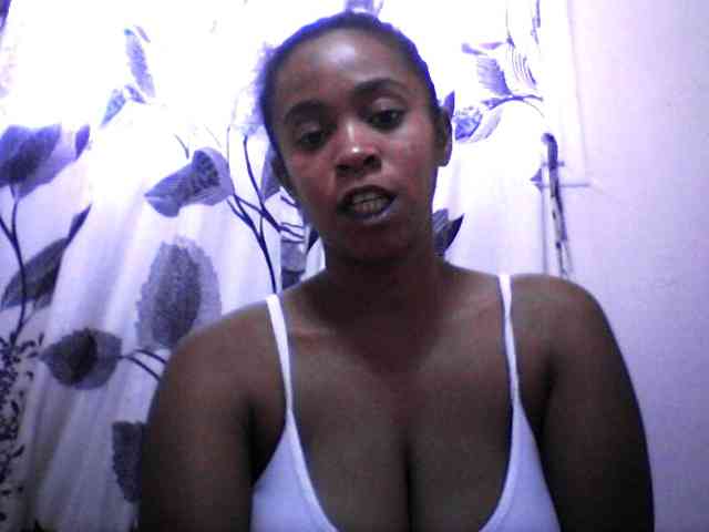 silviaLaBombe webcam