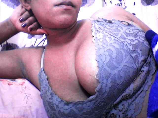 silviaLaBombe webcam