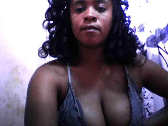 silviaLaBombe webcam