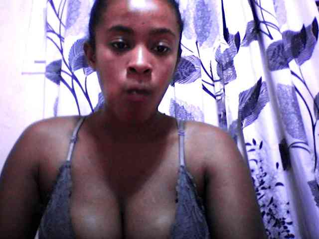 silviaLaBombe webcam