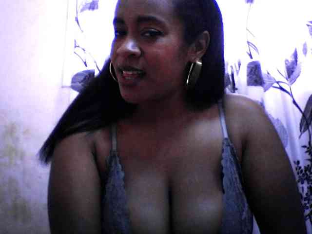 silviaLaBombe webcam