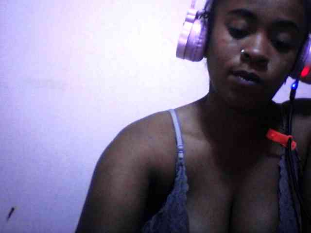 nude cam SilviaLaBombe