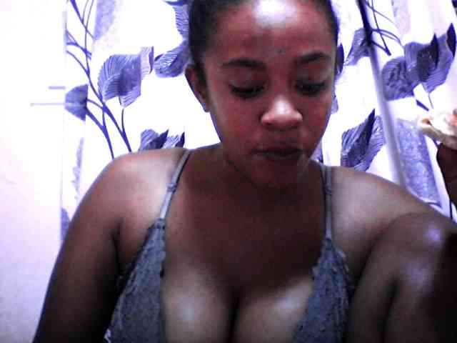 silviaLaBombe webcam