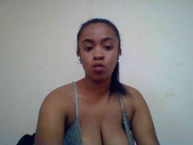 Mayrah webcam
