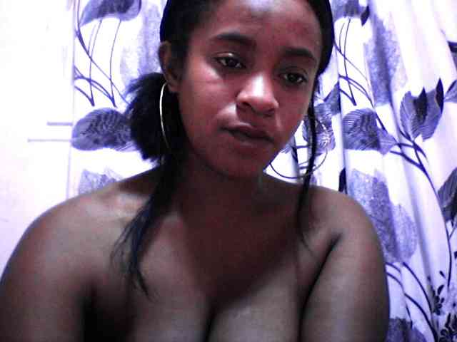 silviaLaBombe webcam