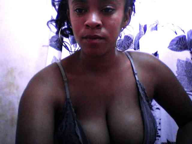 silviaLaBombe webcam