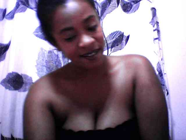 silviaLaBombe webcam