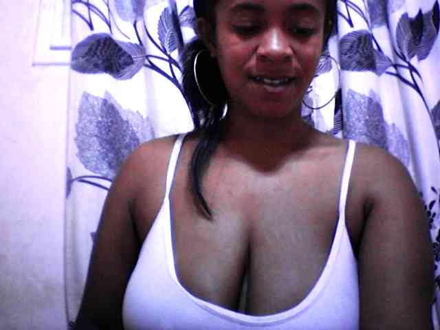 silviaLaBombe webcam
