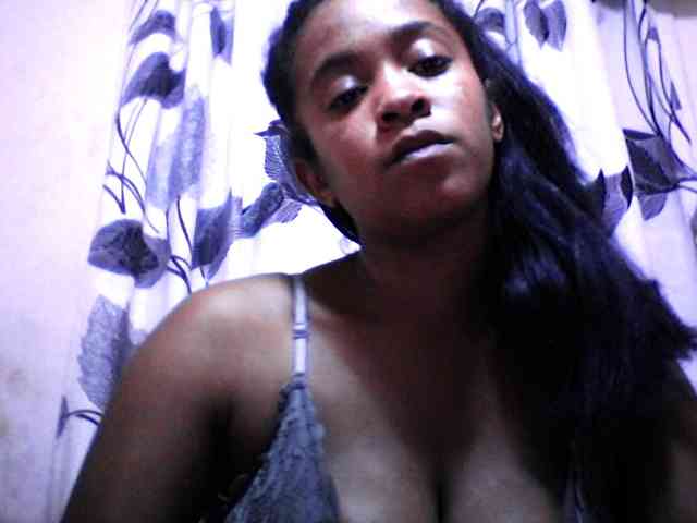 silviaLaBombe webcam