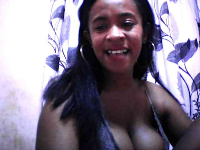 silviaLaBombe webcam