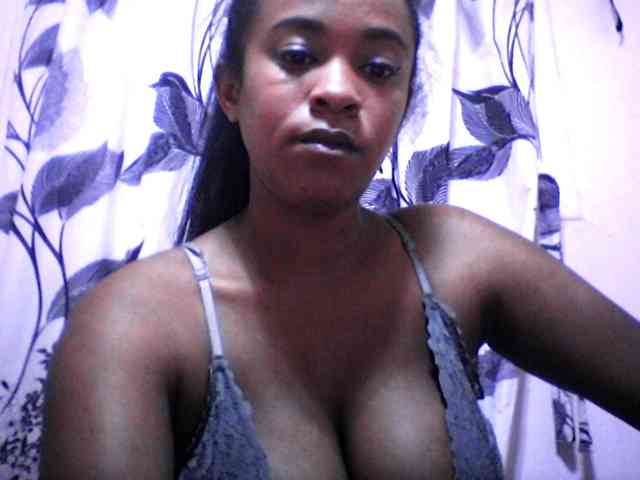 silviaLaBombe webcam