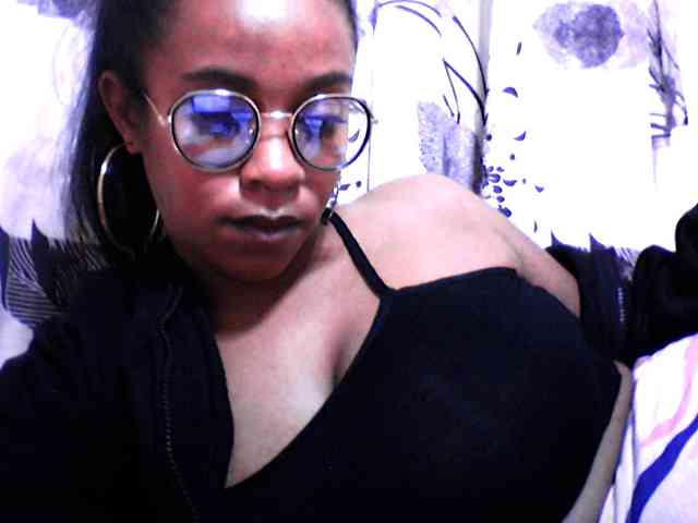 silviaLaBombe webcam