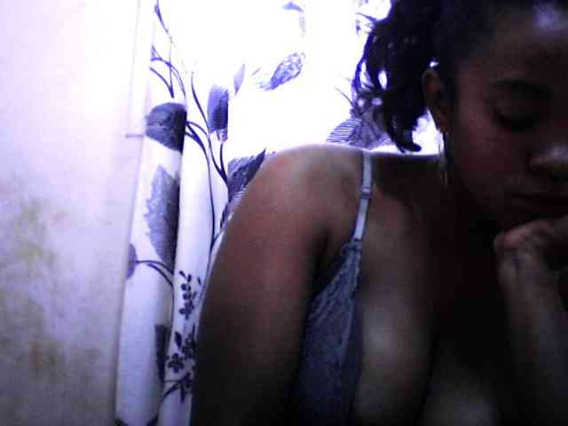 silviaLaBombe webcam