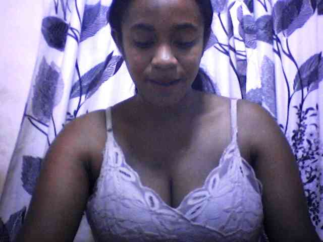 Modèle: silviaLaBombe