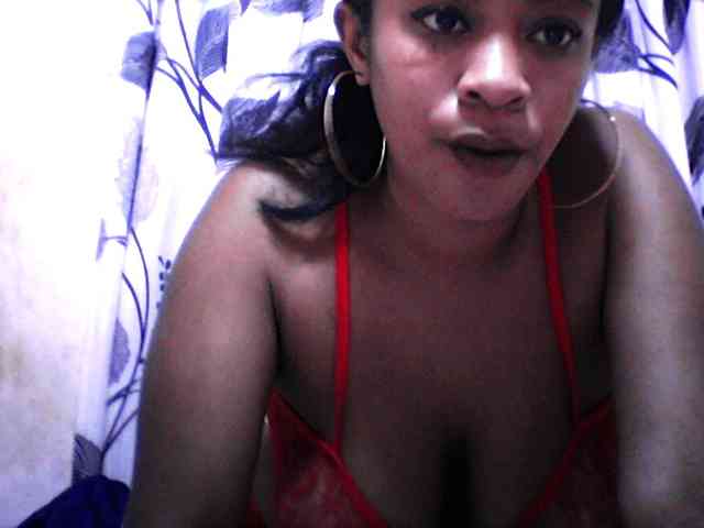 silviaLaBombe webcam