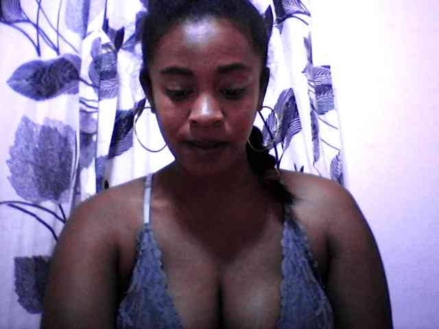 silviaLaBombe webcam
