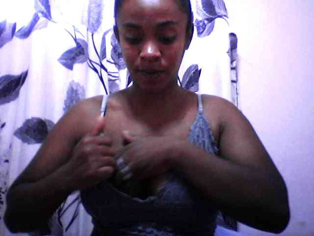 silviaLaBombe webcam