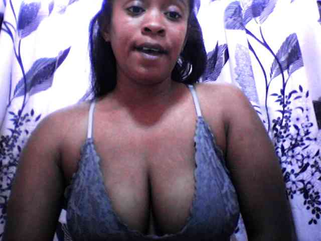 silviaLaBombe silviaLaBombe