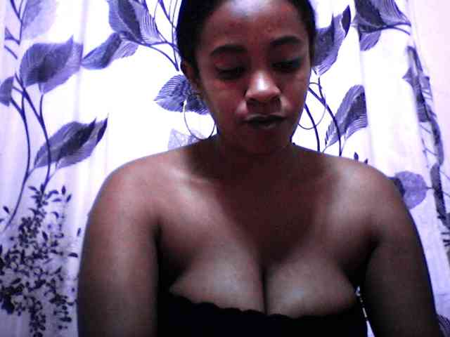 silviaLaBombe webcam
