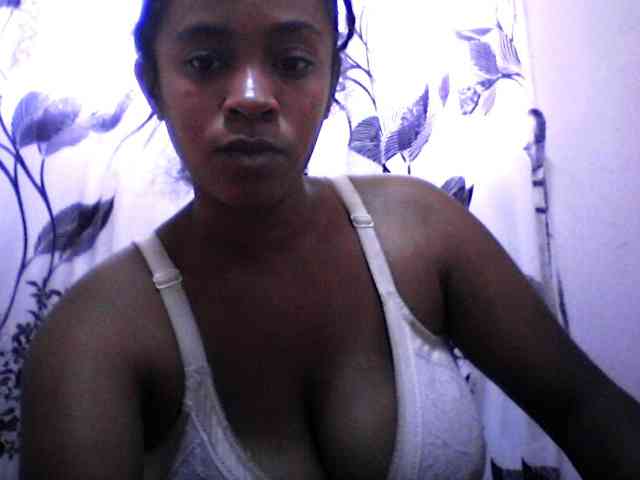 silviaLaBombe webcam