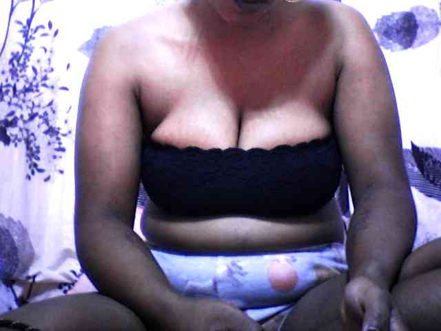 silviaLaBombe webcam