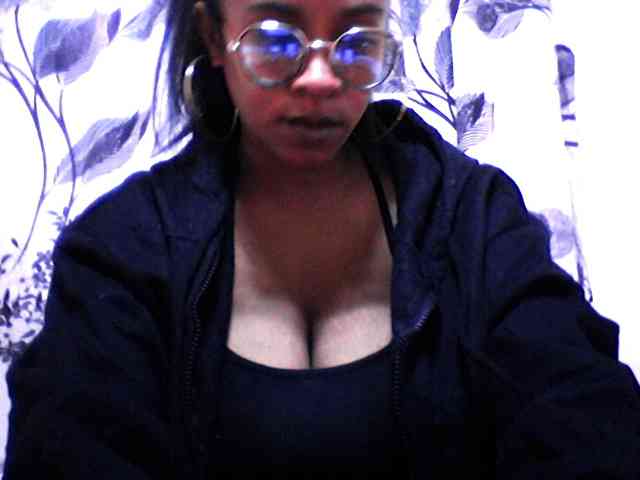silviaLaBombe webcam