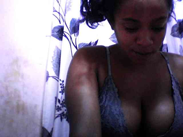 silviaLaBombe webcam