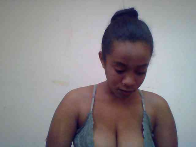 silviaLaBombe silviaLaBombe