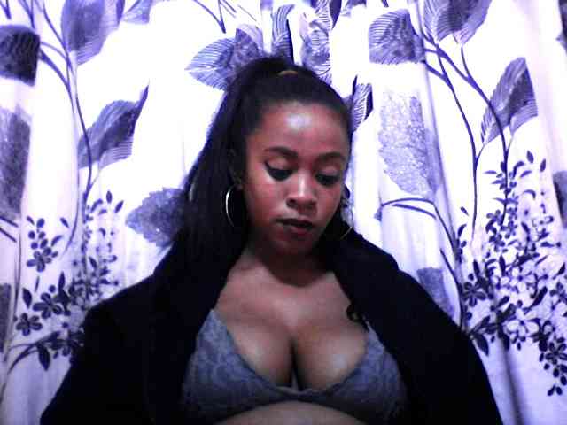 silviaLaBombe webcam