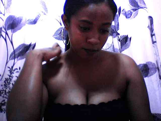 silviaLaBombe webcam