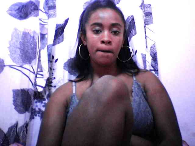 silviaLaBombe webcam