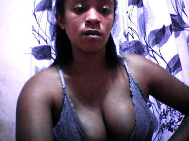 Modèle: silviaLaBombe