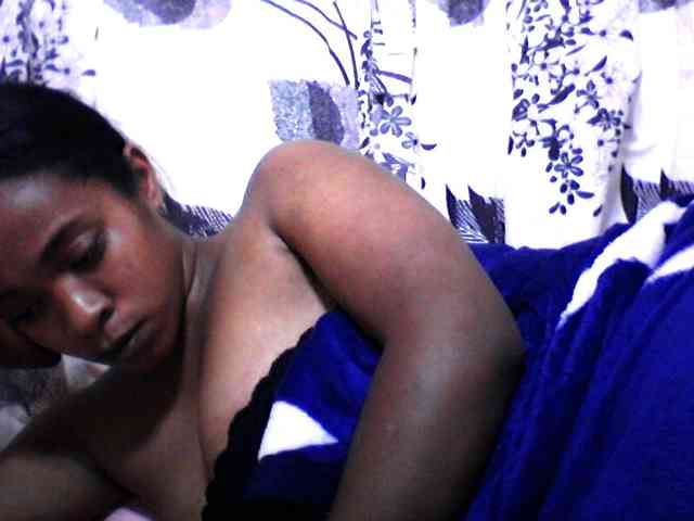 silviaLaBombe webcam