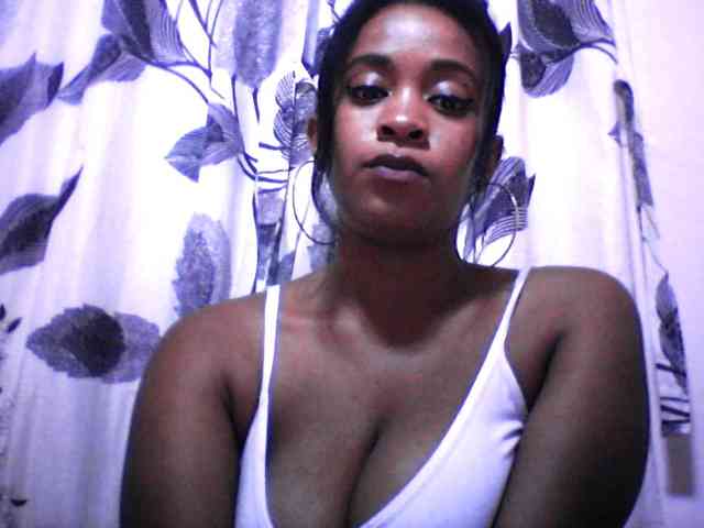 silviaLaBombe webcam