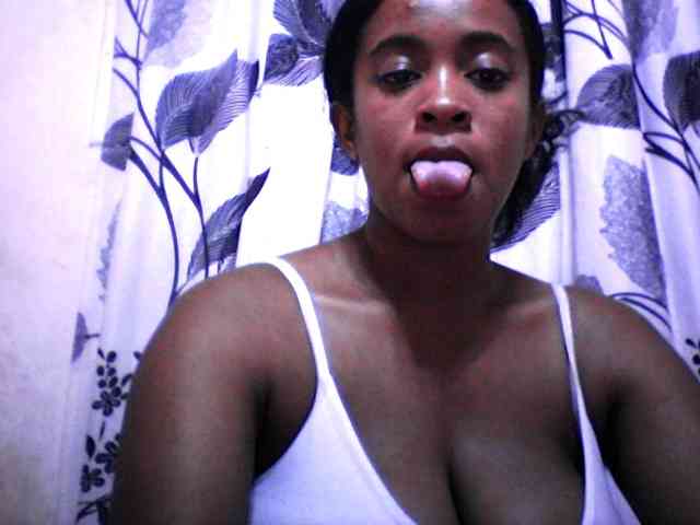 silviaLaBombe webcam