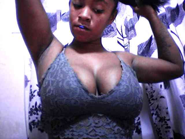 silviaLaBombe webcam