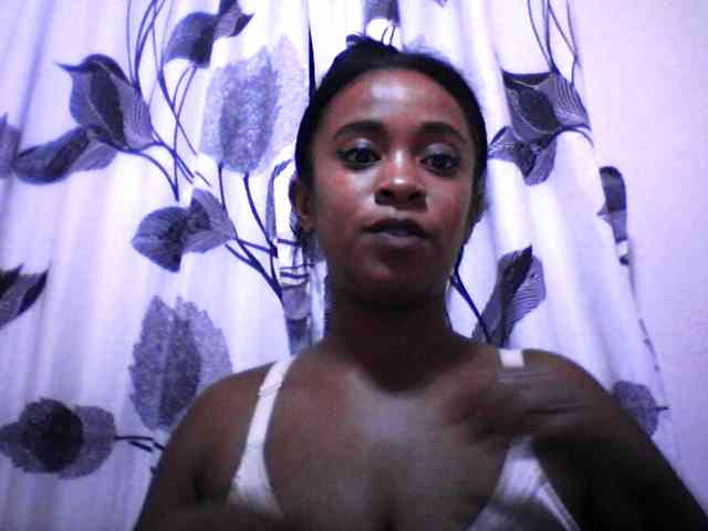 silviaLaBombe webcam